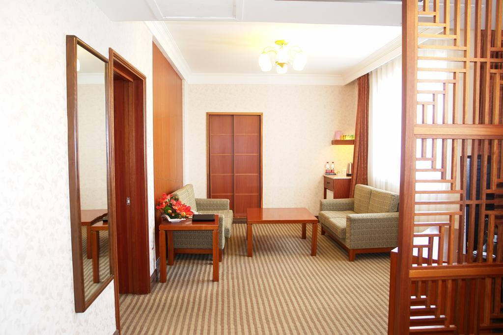 Jingbin Hotel Пекин Екстериор снимка